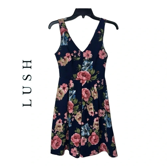 1417. LUSH SLEEVELESS MINI DRESS NAVY BLUE IN COLOR WITH PINK/BLUE/GREEN FLORAL‎ - Picture 1 of 10